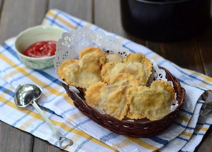 酥炸爱心水果馄饨