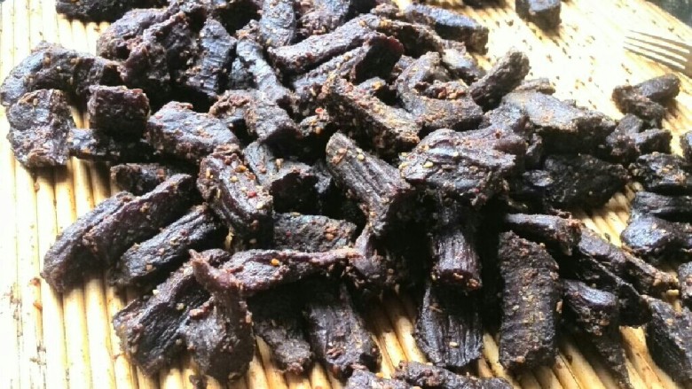 自制风干牛肉,成品风干牛肉就好了。