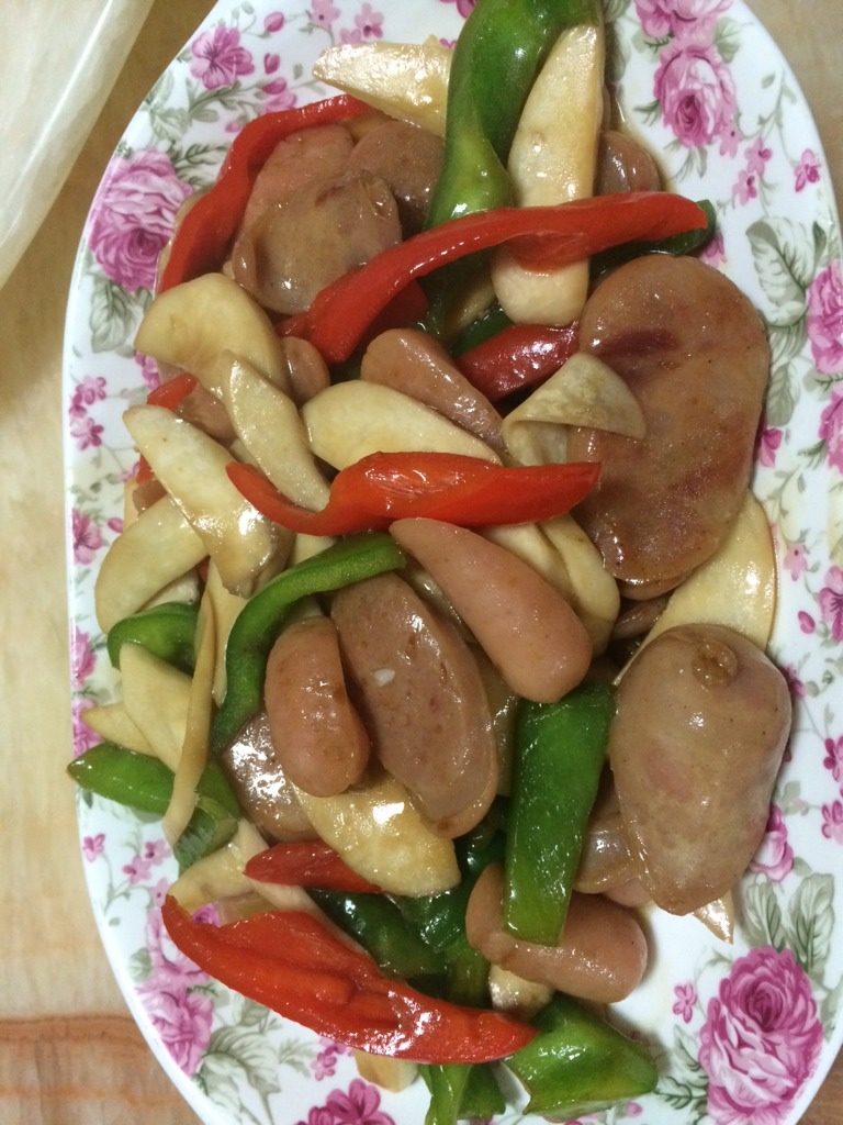 香肠炒鲍鱼菇