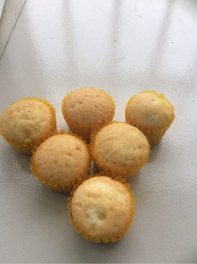 原味纸杯蛋糕