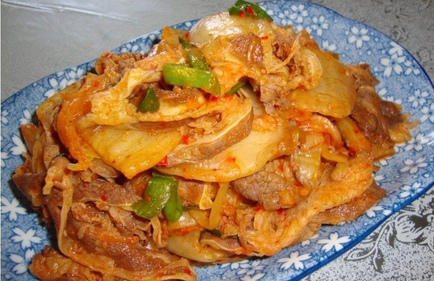 辣白菜炒肥牛