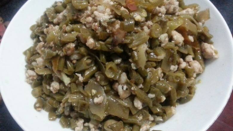 酸豆角炒肉糜