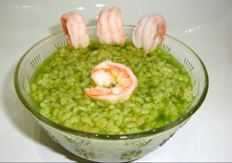 菠菜汁绿茶虾仁泡饭 