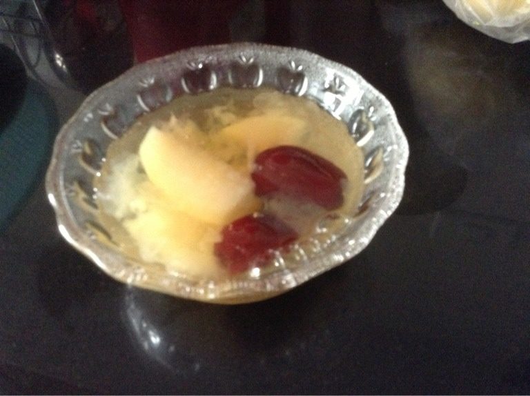 红枣雪梨银耳汤