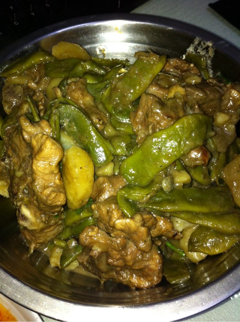 东北特色排骨土豆炖豆角