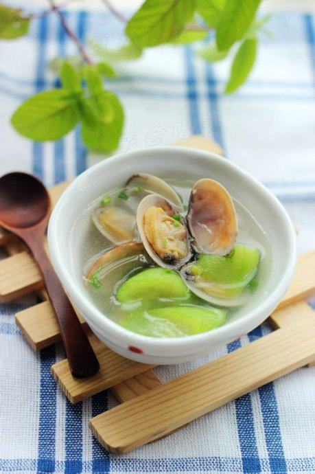 丝瓜花蛤汤