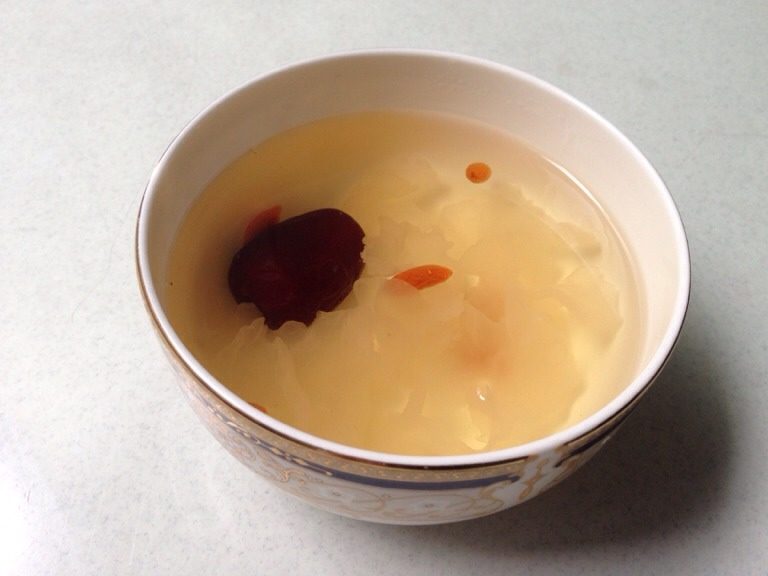 冰糖银耳汤