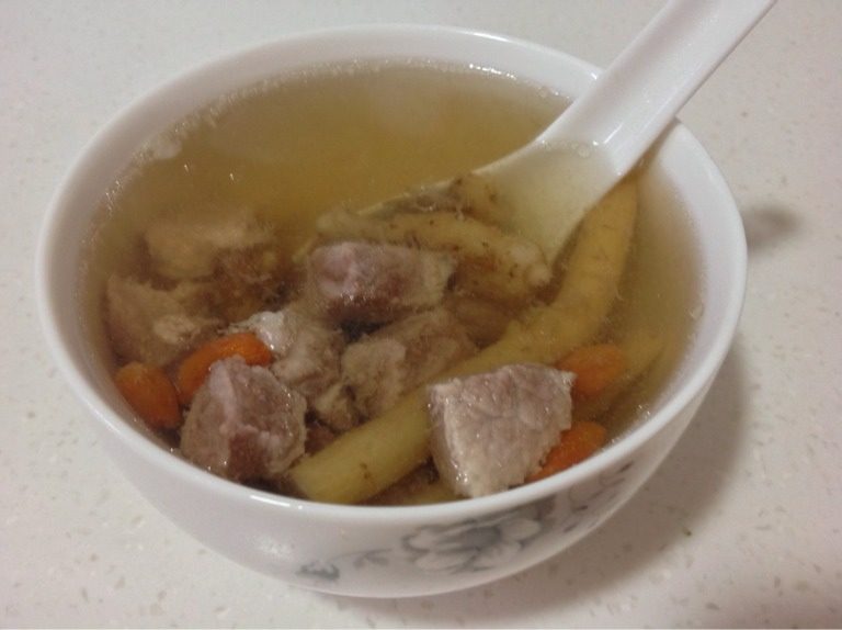 黄精枸杞煲瘦肉