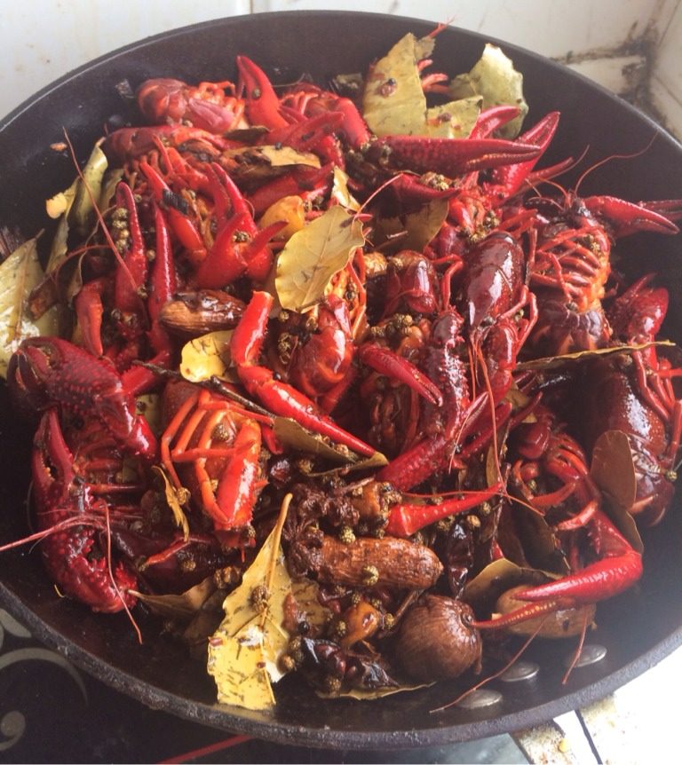 秘制麻辣口味虾,如图