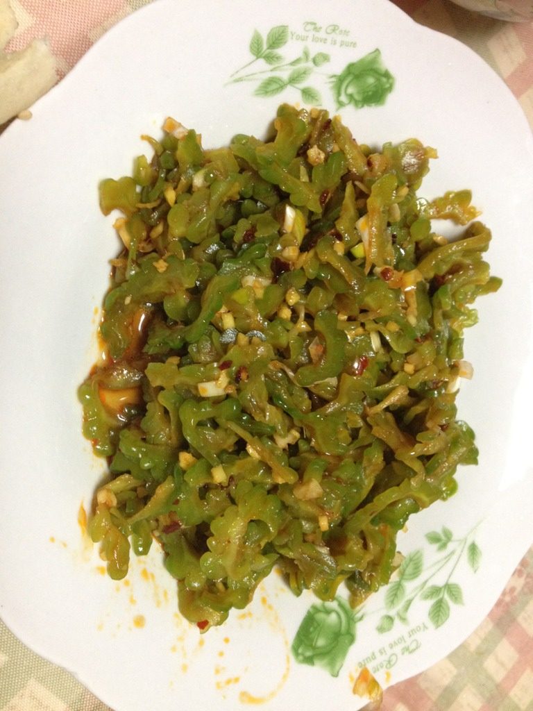 老干妈凉拌苦瓜