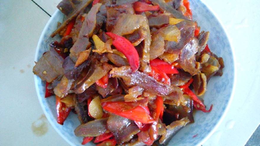 爆炒腊肉