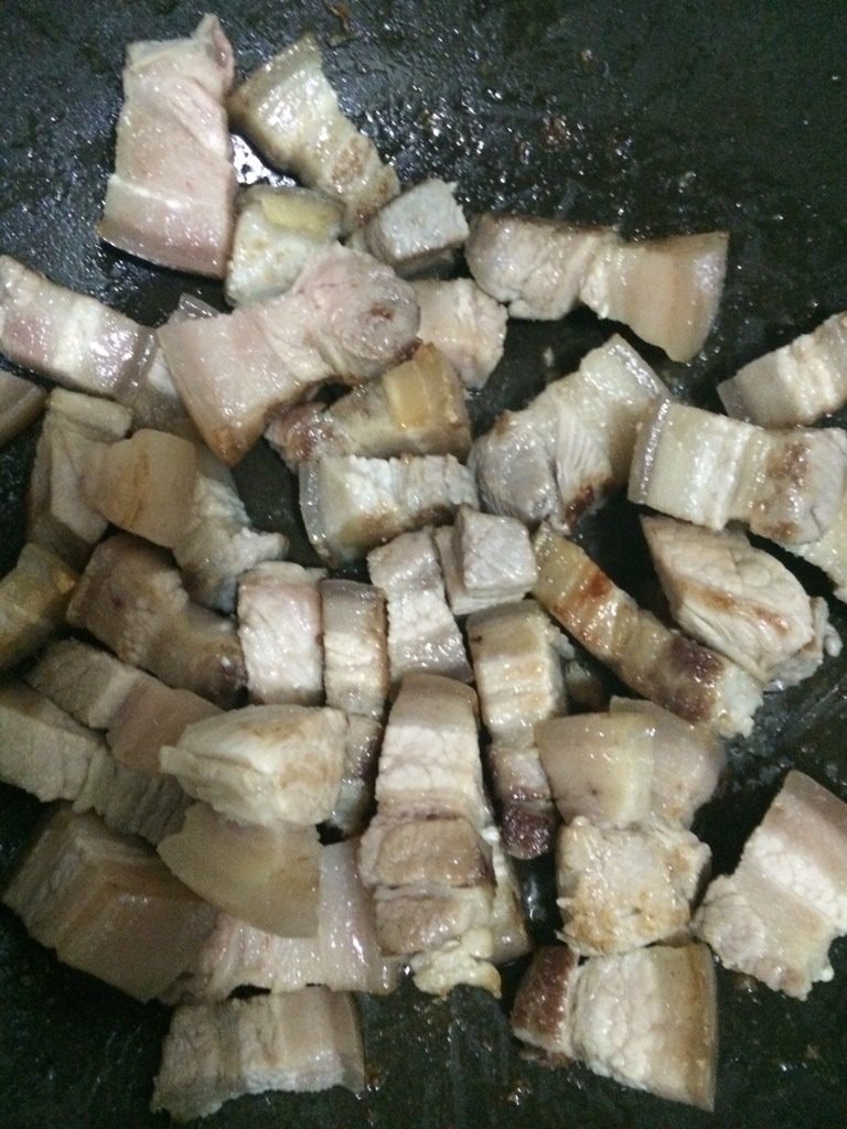 土豆红烧肉,然后可以翻了