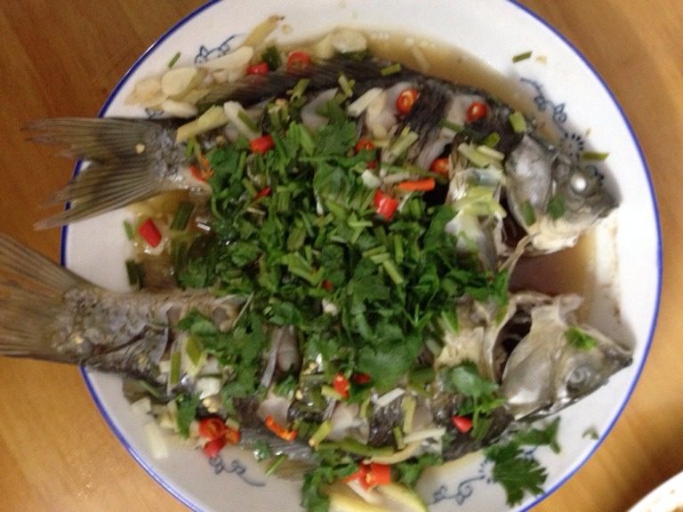 清蒸鲫鱼