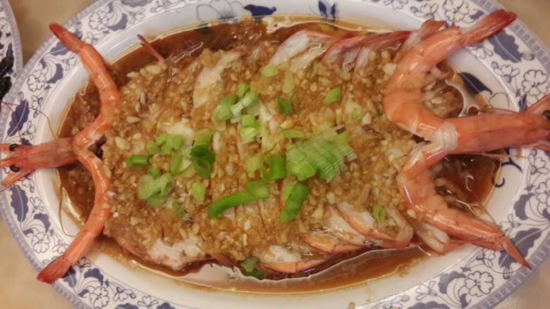 蒜蓉蒸明虾