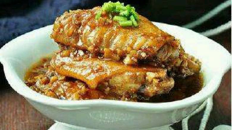 蒜香鸡翅
