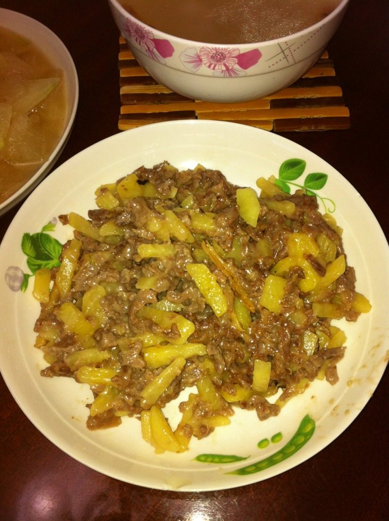 土豆丝炒牛肉