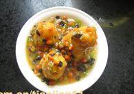 一品黄山,将配料浇在“黄山”上即可