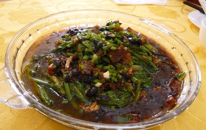 豆豉鲮鱼油麦菜