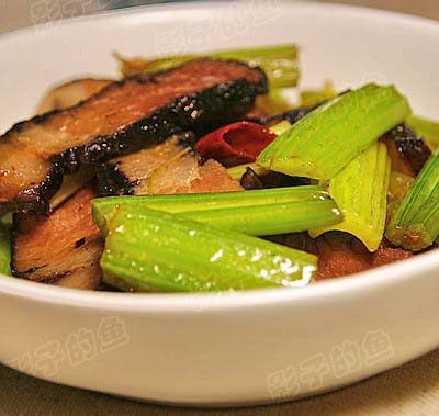西芹炒腊肉