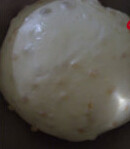 酸奶柠檬面包,面团进行基础发酵，至原来的2倍左右