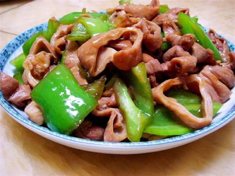 尖椒肥肠