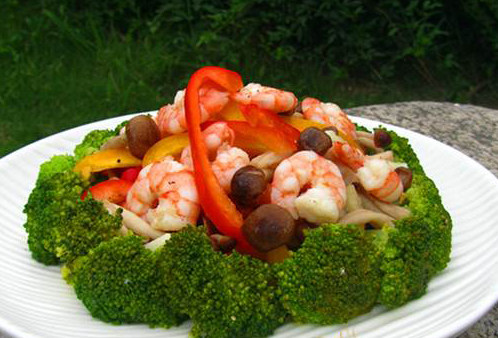 鲜菇虾仁西兰花