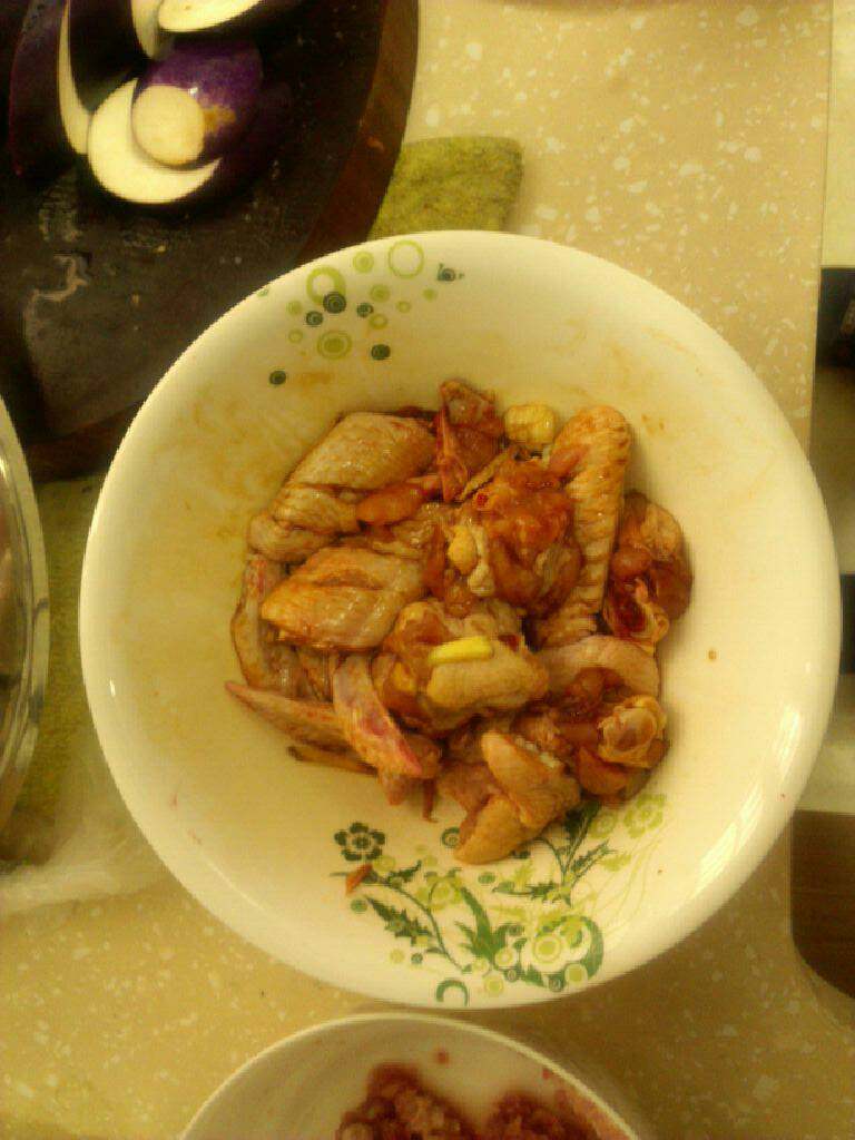 完整版可乐大鸡翅,与图二材料一起腌制