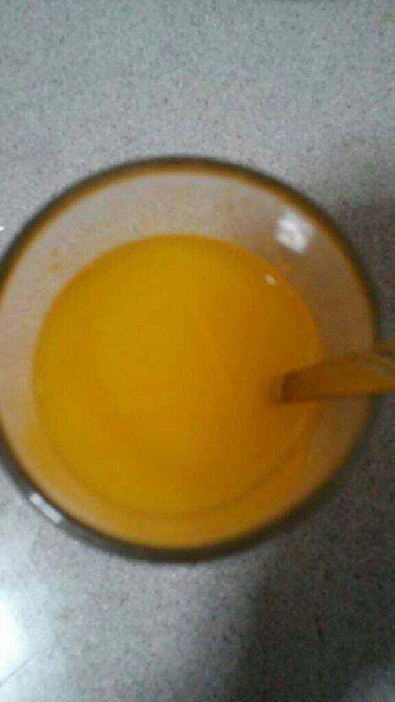 橙汁冬瓜西米酿,调一杯浓浓的橙汁,我用的雀巢的
