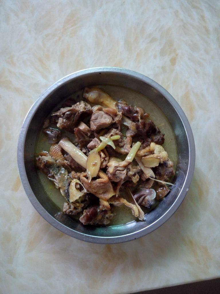 芋颌焖鸭