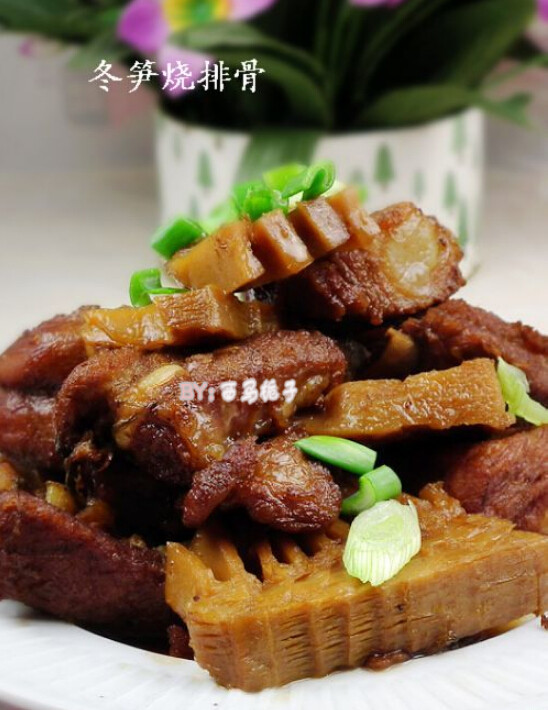 冬笋烧排骨