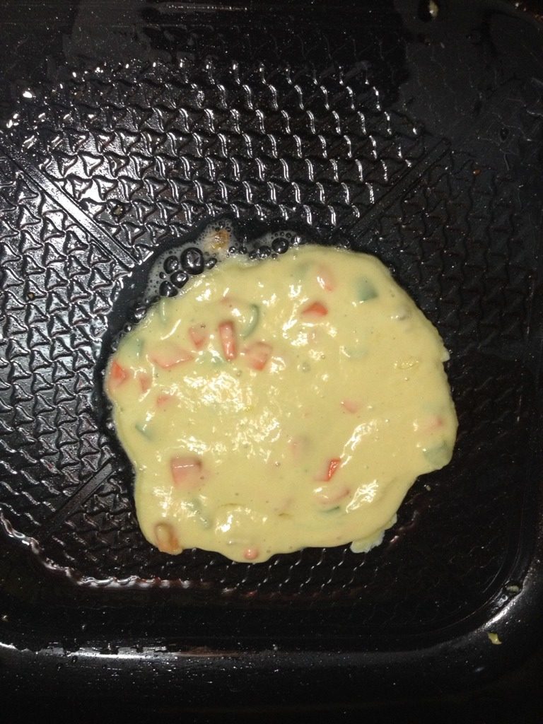 快手早餐饼,热锅放入面糊,