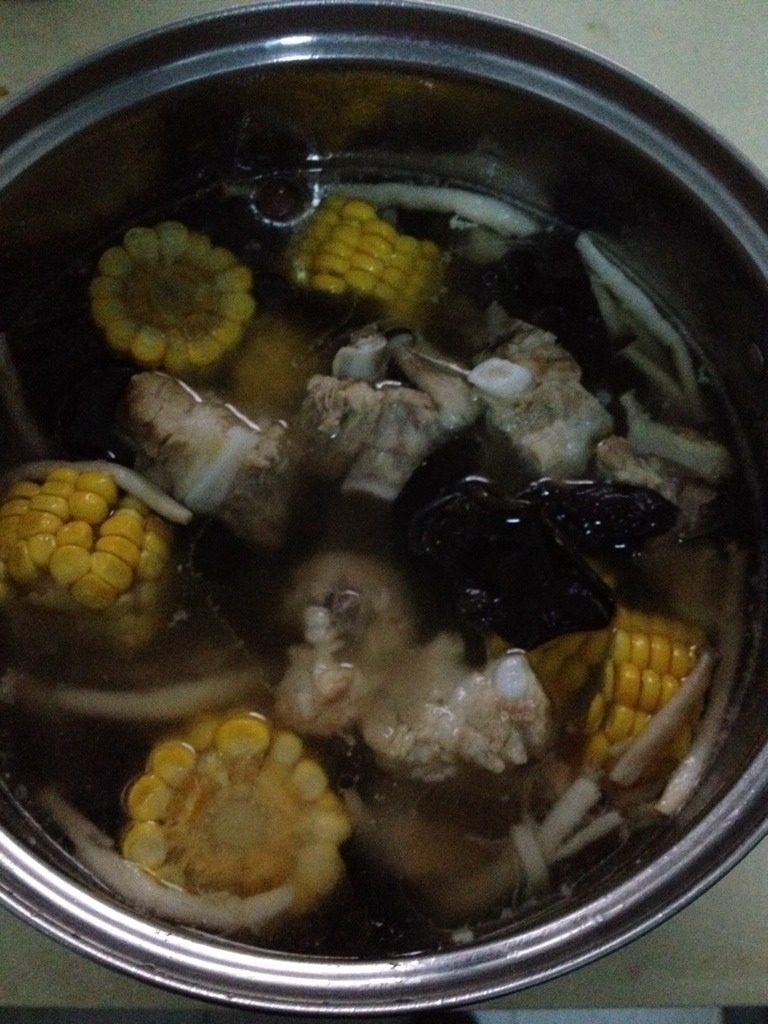 玉米排骨