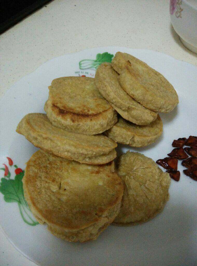 辣味素鸡,炸成两面金黄 全都要炸到 不怕炸的老 就怕太嫩!
