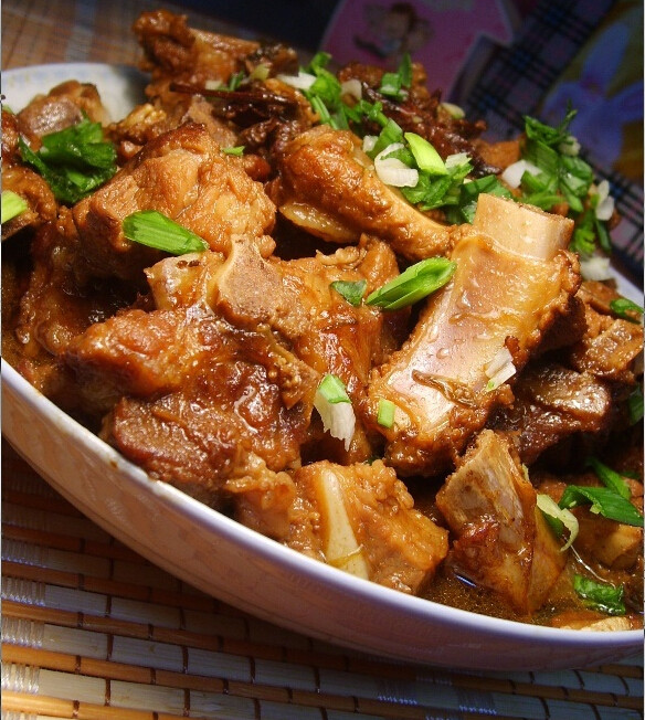 红油蒸鸡腿