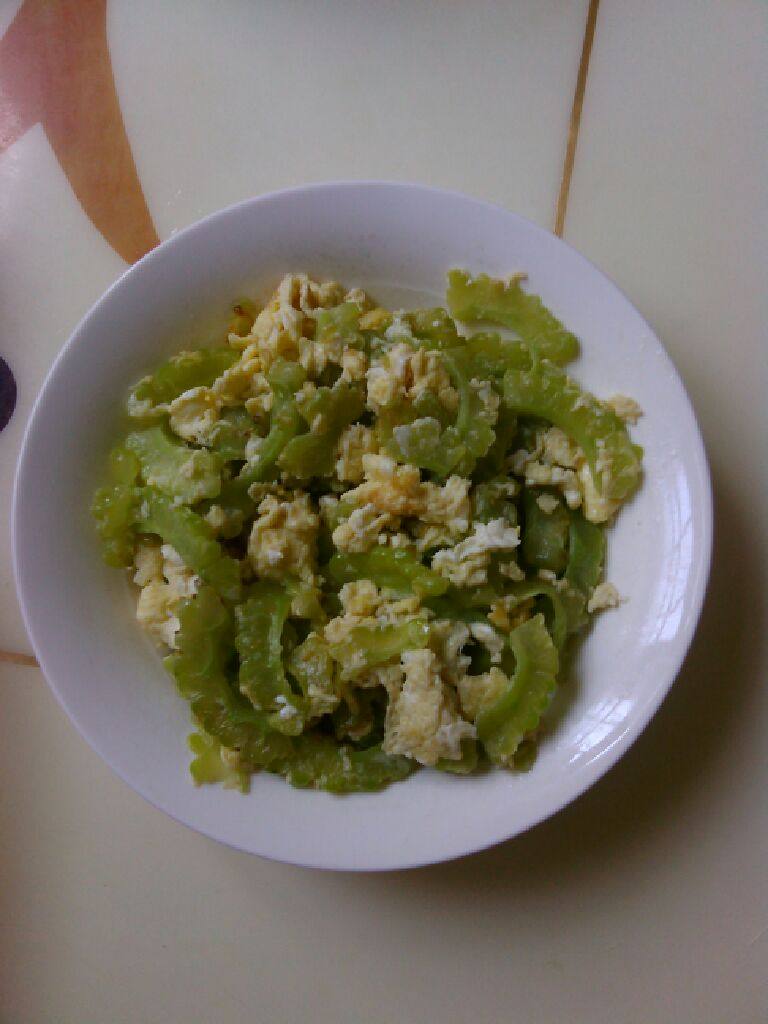 鸡蛋炒苦瓜