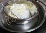 大理石乳酪蛋糕,奶油奶酪250克加糖隔水加热打至顺滑