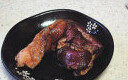 红酒焙肉 ,腌渍好的猪颈肉,取出,清理干净花椒八角,倒上<a style='color:red;display:inline-block;' href='/shicai/ 5321'>糖浆</a>抹匀