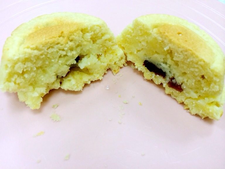 法式奶酪蔓月莓月饼,切开看看漂亮的内馅