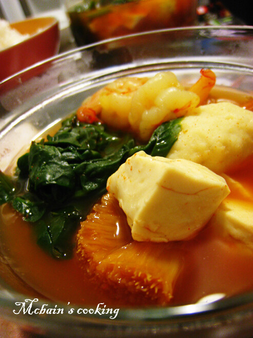 四色韩式海鲜锅 