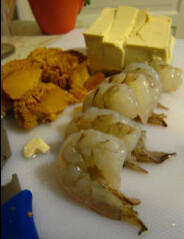 四色韩式海鲜锅 ,<a style='color:red;display:inline-block;' href='/shicai/ 236'>猴头菇</a>水发，切片，虾去皮，虾线；豆腐切块；<a style='color:red;display:inline-block;' href='/shicai/ 117'>菠菜</a>洗净