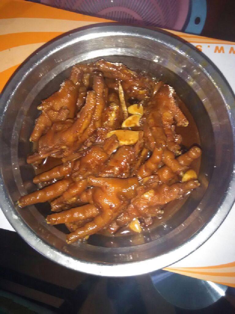 红烧鸡爪