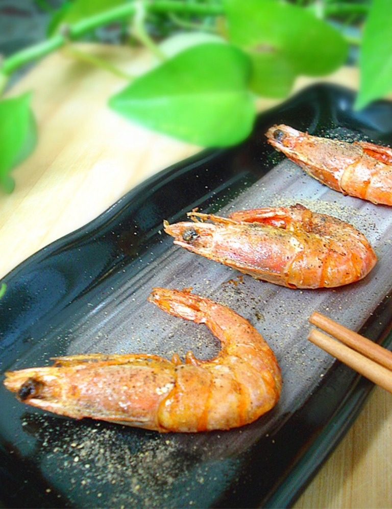 超简单版【黑椒酥炸虾】