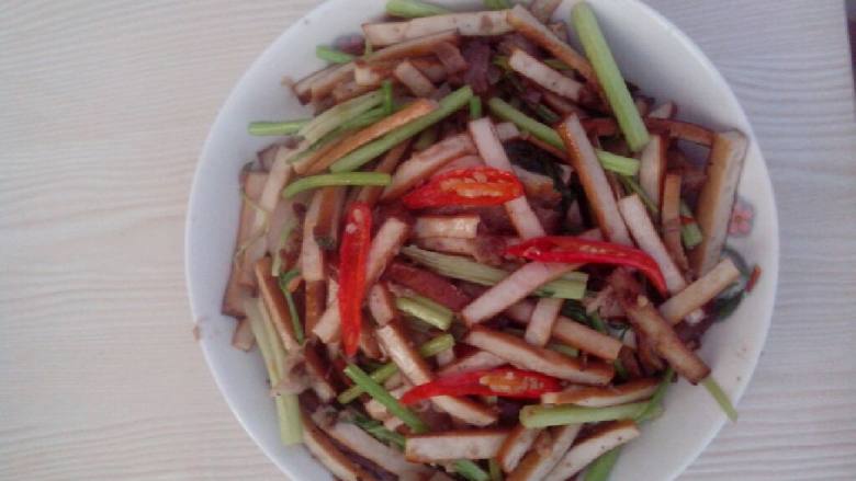芹菜豆腐干