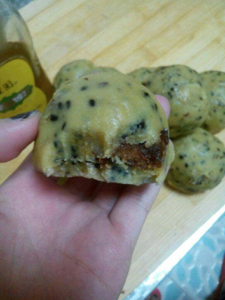 香甜粗粮窝头,料足，红枣很香