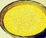 泡菜煎饼,依次加糖，鸡蛋，面粉，水，<a style='color:red;display:inline-block;' href='/shicai/ 666'>芝麻</a>拌匀