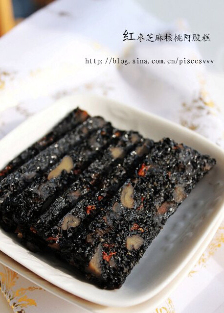 红枣核桃阿胶糕