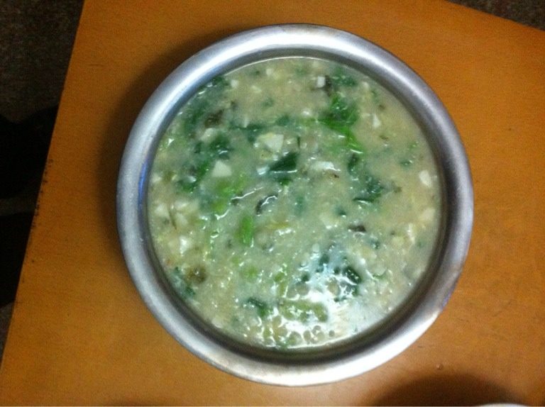 青菜疙瘩汤，与老妈一起完成的作品，味道不错哟！