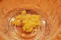 姜烧猪肉
,生姜磨成姜泥,大约是半大勺的量。