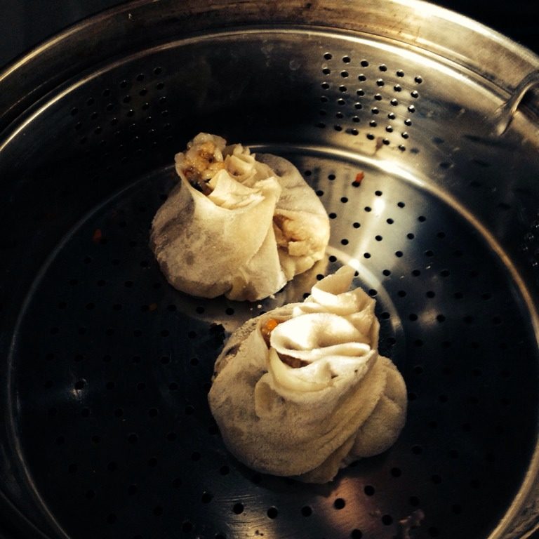烧卖,炒米饭（起锅少油炒菜加入好凉拌好的寿司糯米饭）加<a style='color:red;display:inline-block;' href='/shicai/ 788'>生抽</a>、<a style='color:red;display:inline-block;' href='/shicai/ 882'>红糖</a>、盐（提鲜提色提味）OK