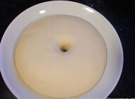 牛奶刀切馒头,所有材料混合肉揉成面团，温暖处进行第一次发酵至2倍大